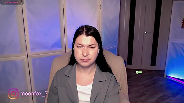 Snapshot of micromouse_mo chatting on January 15, 2025, 11:08 pm micromouse mo online show from January 15, 2025, 11:08 pm