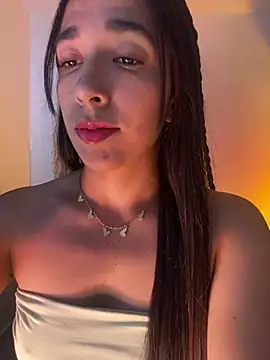 SabrinaEvanss  online show from June 9, 2026, 7:47 pm