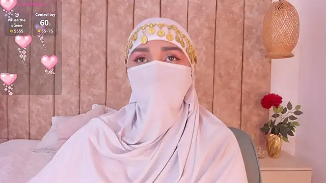  alishaa c online show from November 21, 2025, 2:10 am