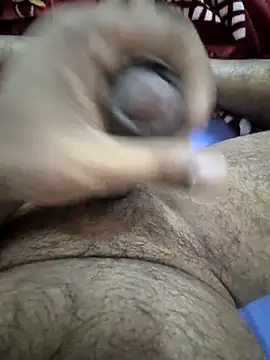 Snapshot of KL47THRISSUR chatting on October 15, 2025, 4:18 pm KL47THRISSUR online show from October 15, 2025, 4:18 pm