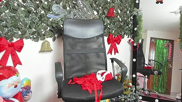 Samanta Ortiz online show from December 17, 2025, 7:20 pm