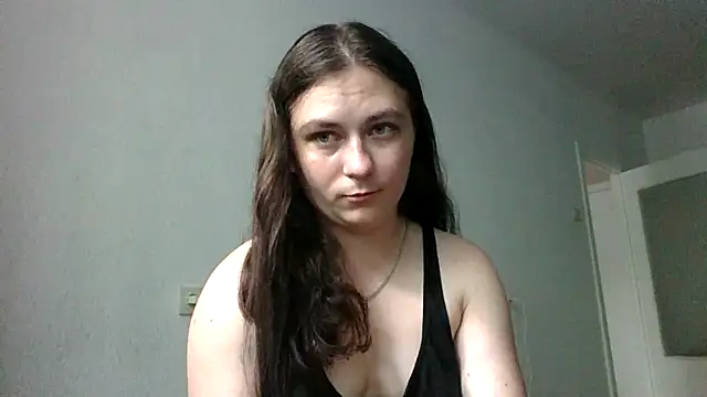Twolatte1520 online show from June 10, 2026, 12:59 pm