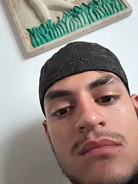 Snapshot of Monson_cl2 chatting on March 8, 2026, 8:56 pm Monson cl2 online show from March 8, 2026, 8:56 pm