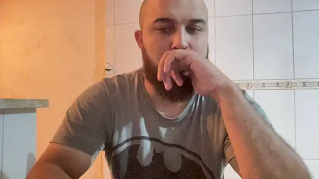 mayday2025m online show from April 8, 2026, 12:43 am