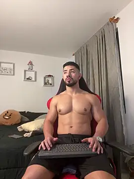 Ezzio Scolaro online show from March 1, 2026, 12:12 am