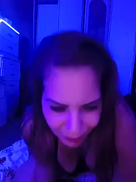 KRISZTIN1987 online show from October 21, 2025, 6:30 pm