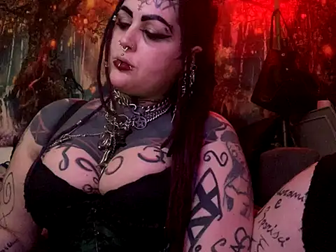 nyxvelon online show from December 2, 2025, 9:21 pm