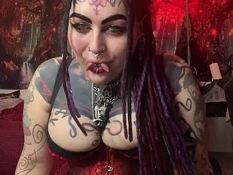 nyxvelon online show from December 21, 2025, 3:19 pm