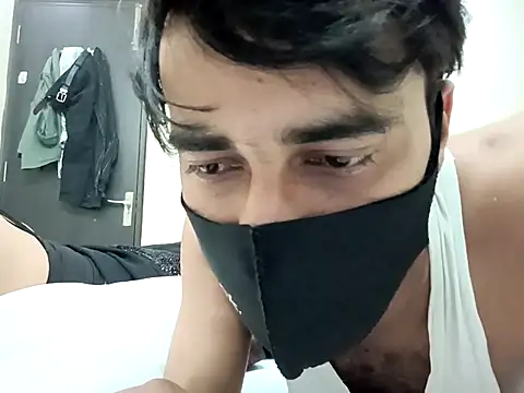 horny milf couple online show from October 17, 2025, 6:43 pm