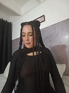 Snapshot of Nina-Velour chatting on October 18, 2025, 12:24 am Nina-Velour online show from October 18, 2025, 12:24 am