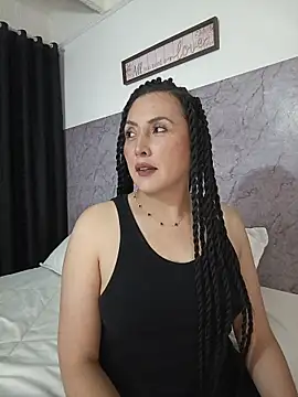 Snapshot of Nina-Velour chatting on October 24, 2025, 11:45 pm Nina-Velour online show from October 24, 2025, 11:45 pm