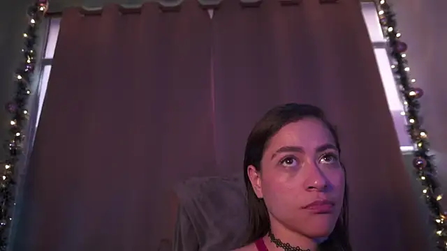  issy online show from December 13, 2025, 10:26 pm