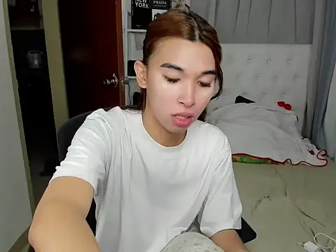 Yourdreamgoddess online show from January 6, 2026, 6:00 pm