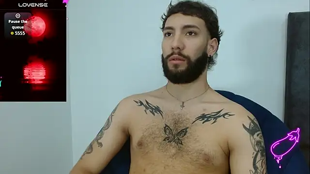 angel kyrozz online show from November 30, 2025, 7:18 pm