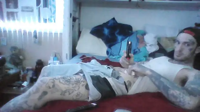 Snapshot of SWAGGDaddy93 chatting on February 16, 2026, 6:53 am SWAGGDaddy93 online show from February 16, 2026, 6:53 am