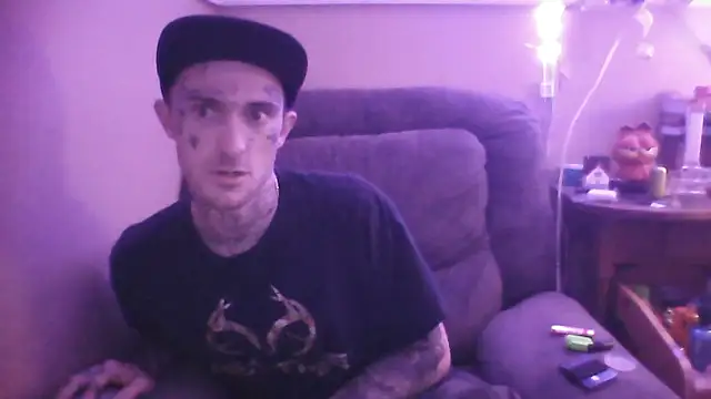 Snapshot of SWAGGDaddy93 chatting on February 20, 2026, 12:05 pm SWAGGDaddy93 online show from February 20, 2026, 12:05 pm