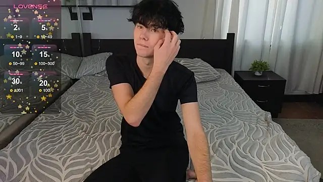 Cute Mike online show from October 21, 2025, 2:56 am