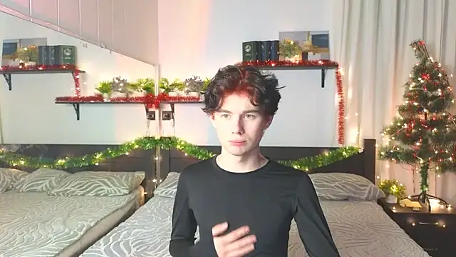 Cute Mike online show from December 20, 2025, 7:10 pm