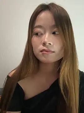 Snapshot of qingzi1218 chatting on October 4, 2025, 11:30 am qingzi1218 online show from October 4, 2025, 11:30 am