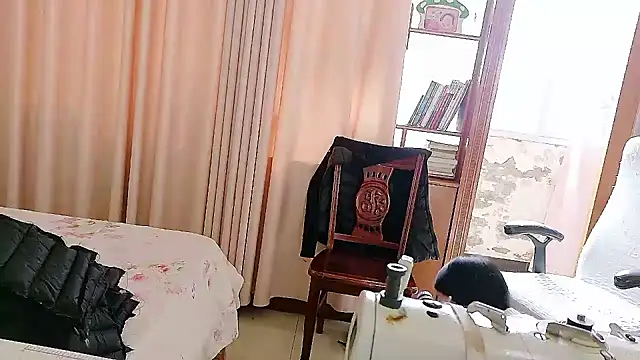 CCOO520 online show from November 12, 2025, 3:29 am