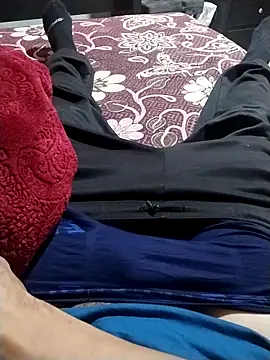 veintitres23 online show from November 18, 2025, 8:52 am