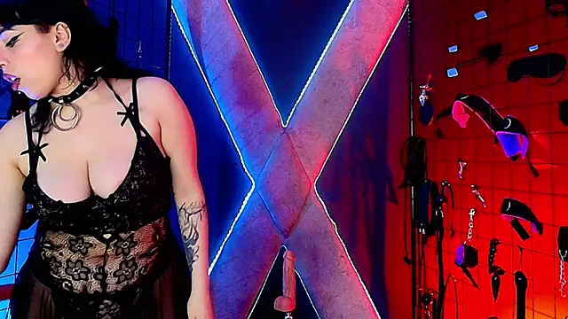 mranii queen bdsm  online show from November 14, 2025, 3:05 am