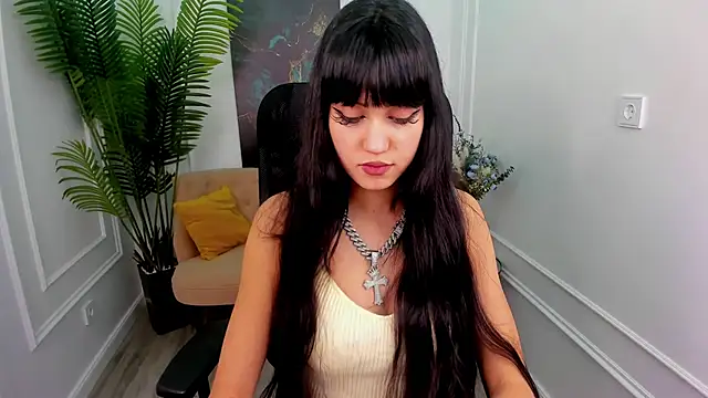 TiffanyYounge online show from January 11, 2026, 8:14 pm