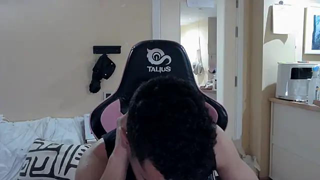 junokun22 online show from October 25, 2025, 6:13 pm