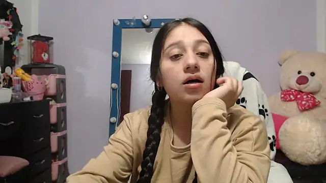 KOREN JALAA online show from February 17, 2026, 3:03 am