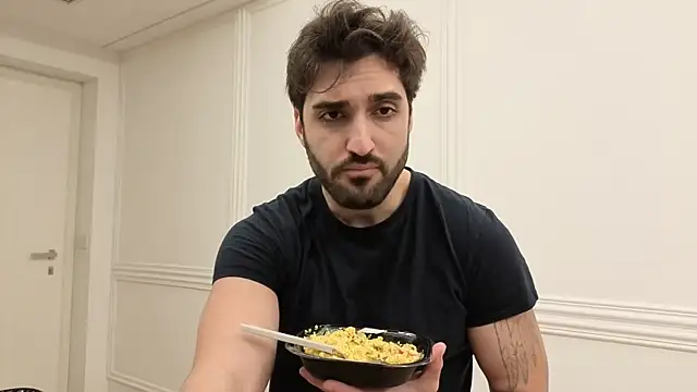 Al3xox02 online show from March 5, 2026, 9:00 pm