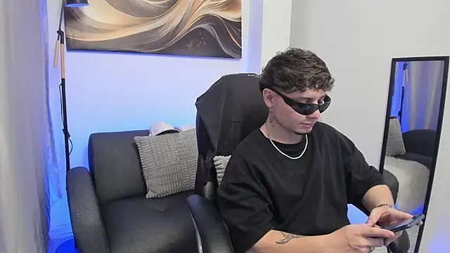 Leoo Miller online show from January 9, 2026, 4:04 am