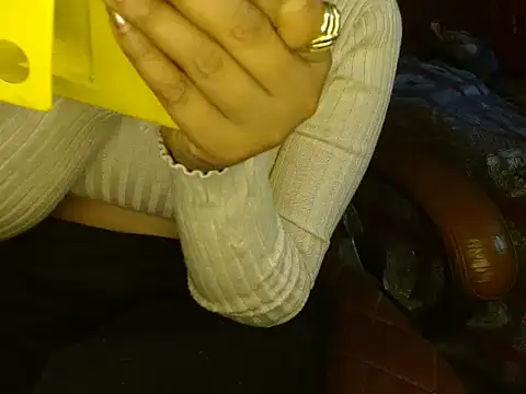 Snapshot of Kittibhabhi-9 chatting on November 23, 2025, 7:52 am Kittibhabhi-9 online show from November 23, 2025, 7:52 am