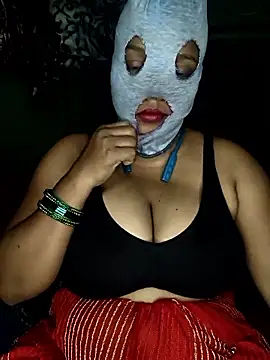 Snapshot of Shiyalsen chatting on February 28, 2026, 11:17 pm Shiyalsen online show from February 28, 2026, 11:17 pm