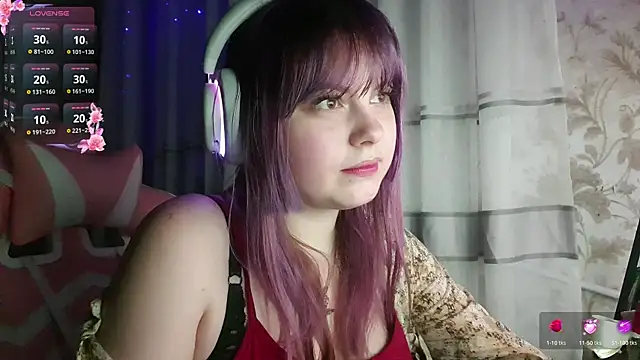 KristiBloom online show from March 1, 2026, 8:44 pm