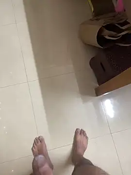 rajasthanichora1310 online show from November 27, 2025, 2:19 pm