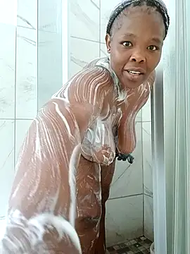 Snapshot of Bigboobsbooty chatting on January 11, 2026, 2:44 pm Bigboobsbooty online show from January 11, 2026, 2:44 pm