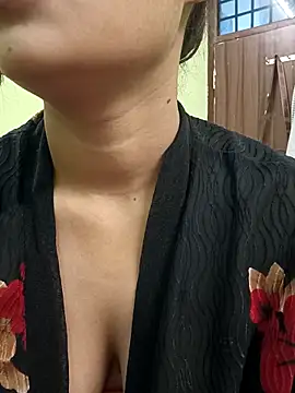 Beautiful Eye online show from December 21, 2025, 7:59 am