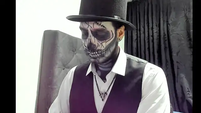 coolfriki online show from November 2, 2025, 3:42 am