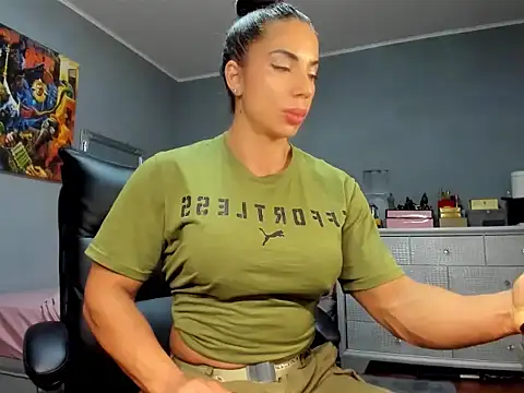 Alesyamuscledollxh online show from October 4, 2025, 5:00 pm