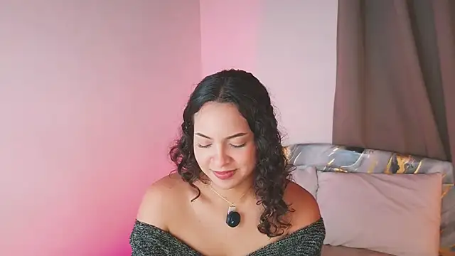 Snapshot of _Bella_Beth_ chatting on October 17, 2025, 6:38 am  Bella Beth  online show from October 17, 2025, 6:38 am