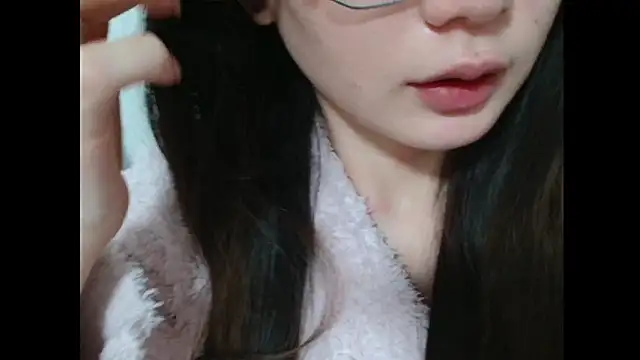 Azusa   online show from January 12, 2026, 1:49 pm