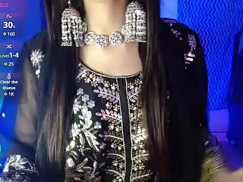 Roiseeee online show from March 21, 2026, 4:39 am