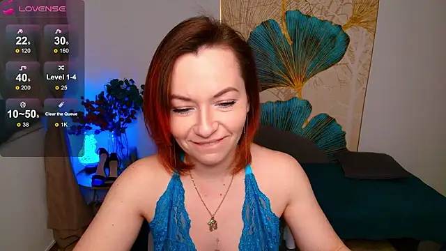 Snapshot of Serena_Foxxx chatting on February 4, 2026, 2:28 am Serena Foxxx online show from February 4, 2026, 2:28 am