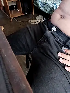 TanjiroCamadoo online show from October 19, 2025, 4:35 am