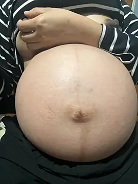 Snapshot of -Harper- chatting on February 23, 2026, 9:06 am -Harper- online show from February 23, 2026, 9:06 am