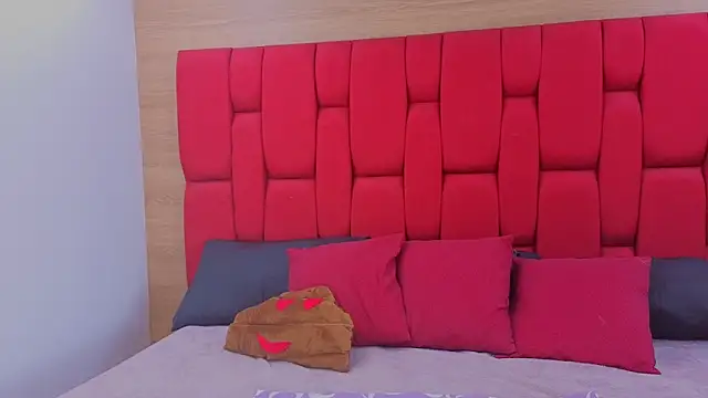 Abby-horny online show from December 16, 2025, 9:31 pm