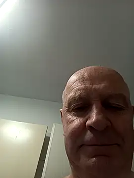 Snapshot of rudy-kralik chatting on November 7, 2025, 7:08 am rudy-kralik online show from November 7, 2025, 7:08 am