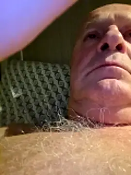 Snapshot of rudy-kralik chatting on February 20, 2026, 10:10 pm rudy-kralik online show from February 20, 2026, 10:10 pm