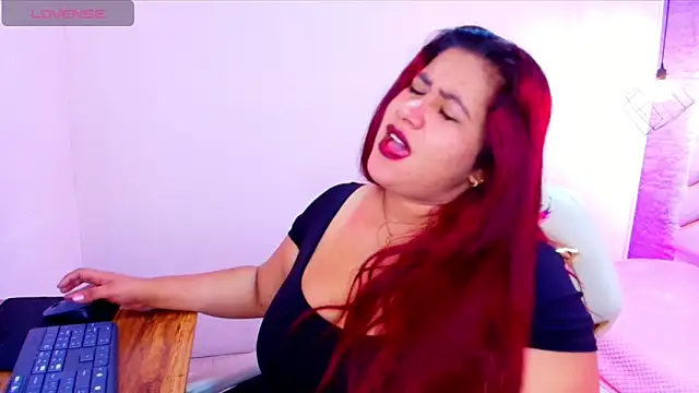 Addyy 02 online show from October 7, 2025, 11:51 am