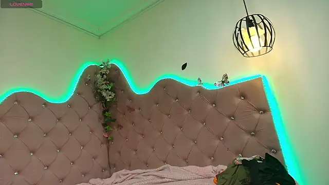 Addyy 02 online show from February 22, 2026, 6:28 pm